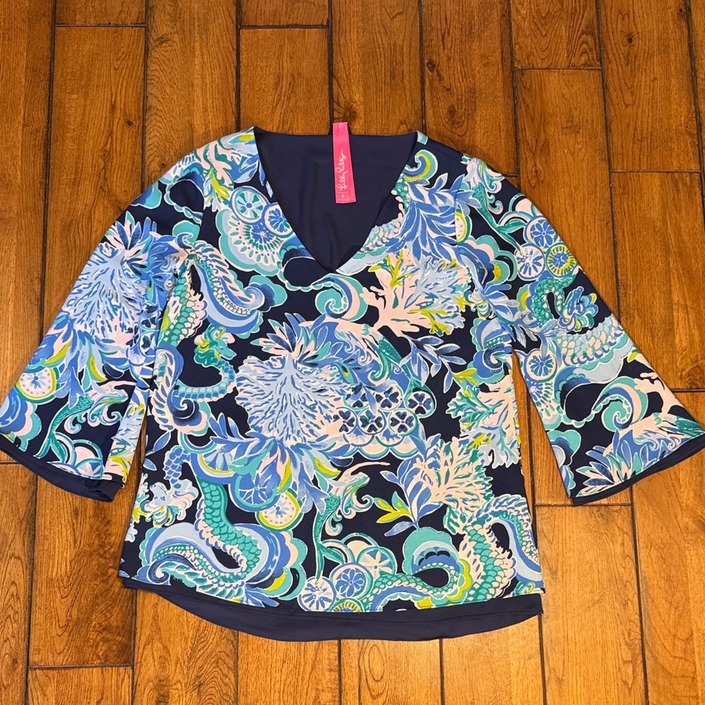 Lilly Pulitzer Navy Blue Multi-Color Floral Print V-Neck Blouse
